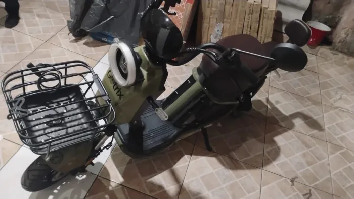 Vendo scooter elétrica semi nova com garantia 