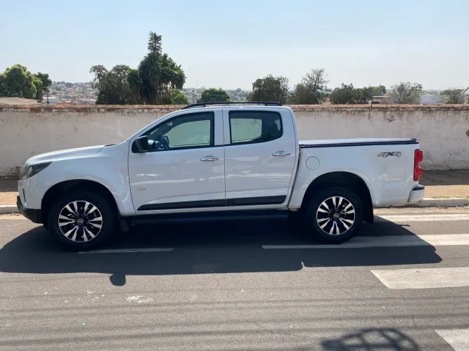 Chevrolet S10 Pick-up LS 2.8 TDI 4X4 CD Dies. Mec. 2021
