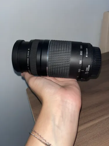 lente Cânon 75-300mm