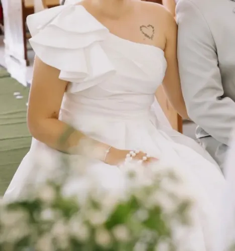 Vestido de noiva - modelo minimalista