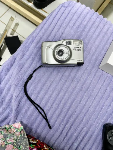 Câmera Yashica - item colecionador