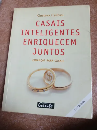 Livro  Casais inteligentes  enriquece  juntos