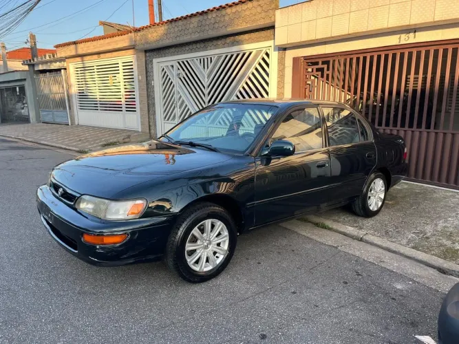Toyota Corolla LE 1.8 1997