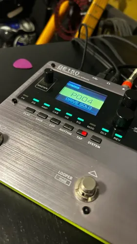 Pedaleira Mooer GE150 ESTADO DE NOVA!