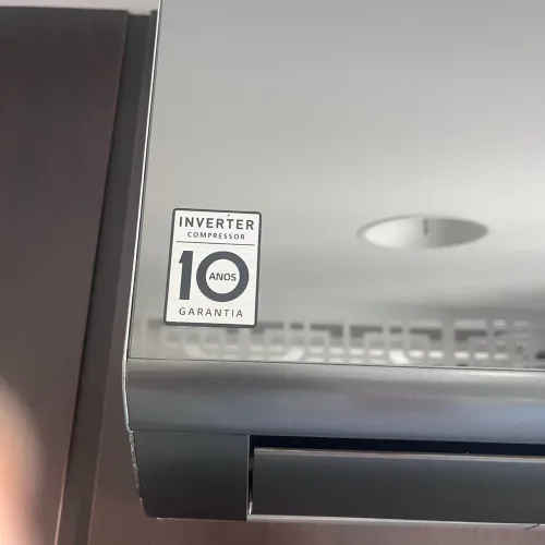 Vendo ar condicionado ,LG, 9 mil bitus espelhado inox