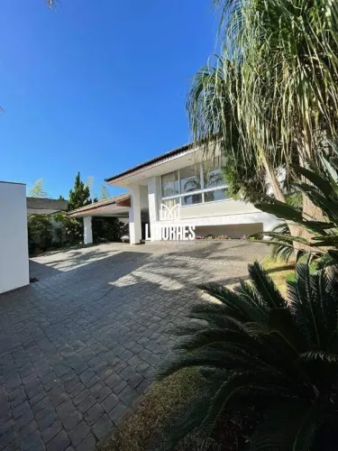 Casa à venda, 4 quartos, 4 suítes, 6 vagas, Morada da Colina - Uberlândia/MG
