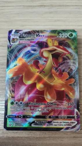 Carta Pokemon Flapple VMAX (019/163) Carta original da coleção Estilos de Batalha.