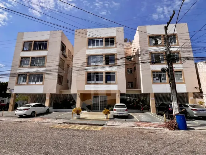 Apartamento à Venda no Edifício Maria Cristina no Bairro São José