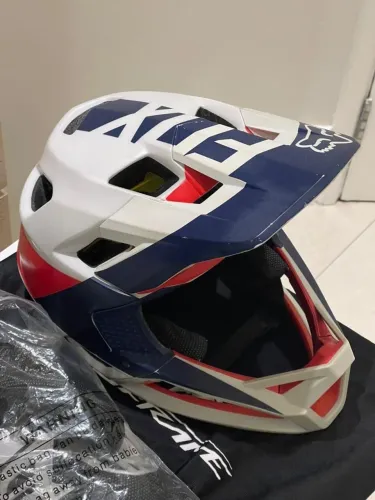 Capacete Fox 