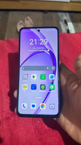 Celular OPPO A40