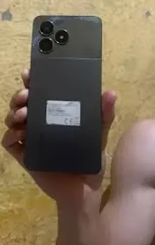 Realme note 50