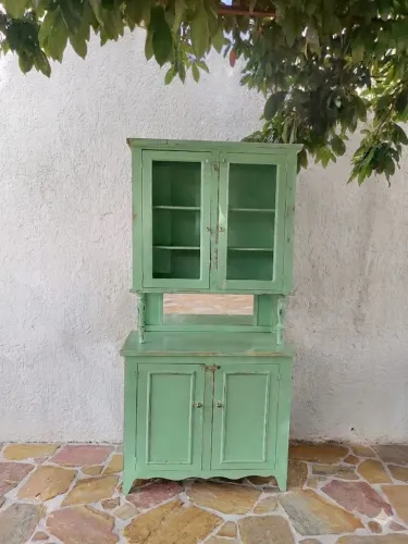 Armário de cozinha em patina verde agua