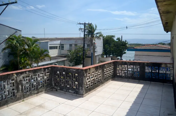 Casa comercial para venda em Praia dos Pescadores, 150m²