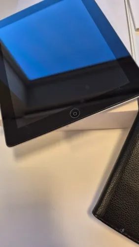 Ipad Wi-Fi Celular 16GB Preto - A1459 - EM EXCELENTE ESTADO DE CONSERVAÇÃO - BATERIA ÓTIMA