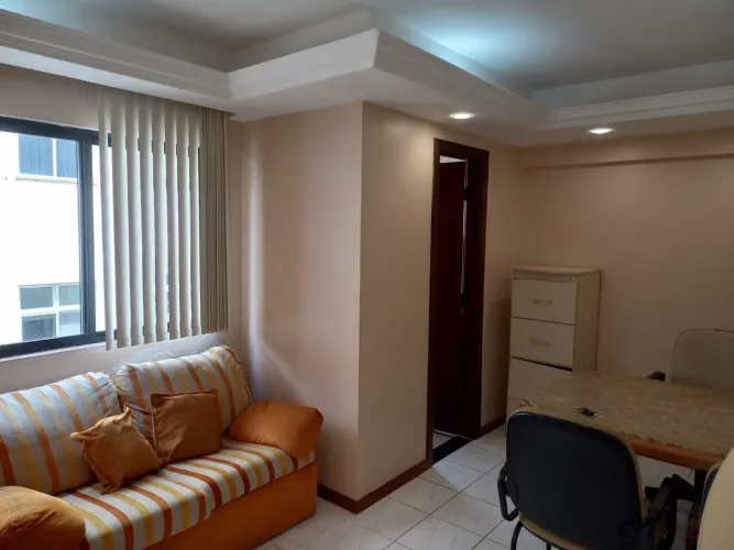 Vende-se sala comercial no Canela