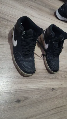 Tenis Nike Court Vision Mid (cano médio)