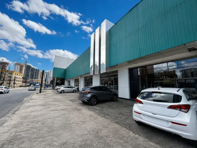 Seu negócio no ponto certo da cidade: 2.090m² de oportunidades na Av. Norte, com muita vis