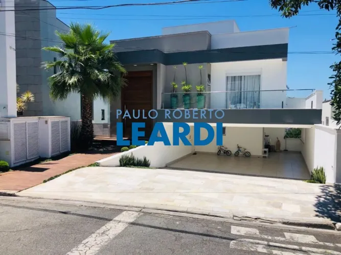 CASA EM CONDOMÍNIO - CONDOMÍNIO ARUJÁ 5 - SP