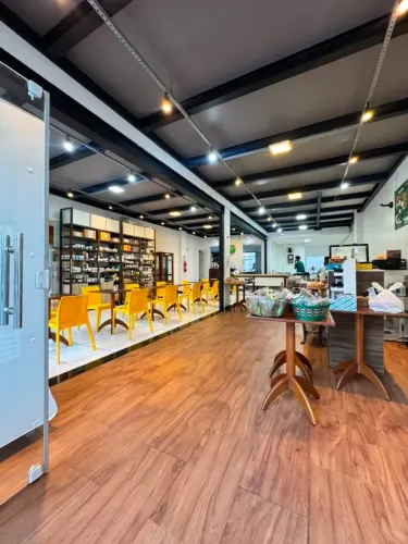 SALA COMERCIAL NO RENASCENÇA ED ARVORE DA VIDA