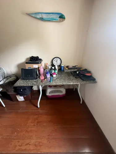 Vendo mesa tampo de granito