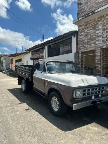 Caminhonete d10