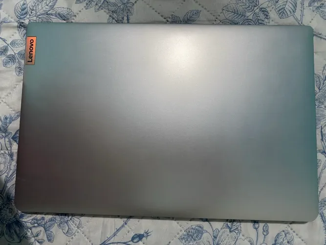 Venda-Se notebook LENOVO 