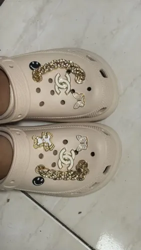 Vende se crocs femino