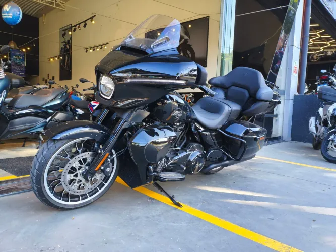 Harvey Davidson Street glide limited