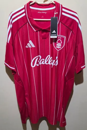camisa nottingham forest adidas original home 2025/2026