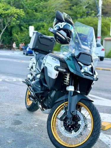 Raridade BMW 1.300 ADV 719 muito nova+ 20 mil em acessórios 