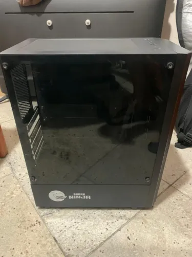 Gabinete Gamer Ninja, com fonte GAMEMAX GP650