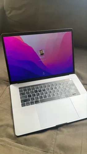 macbook pro 15 2016