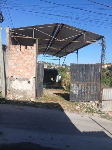 Galpão 200+ área construída. Vendo,alugo ou troco