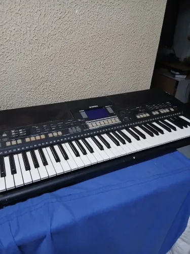 Teclado yamaha