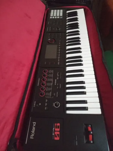 Roland fa 06 bem conservado contato 87 9. *
