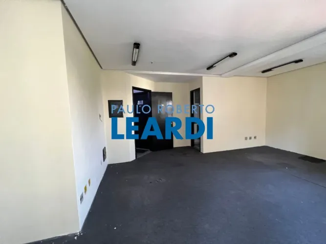 CONJ. COMERCIAL - ACLIMAÇÃO - SP