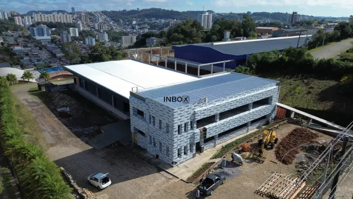 INBOX CIA IMOBILIÁRIA ALUGA - Pavilhão LICORSUL EM BENTO GONÇALVES.