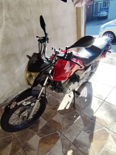 Moto conservada muito boa 