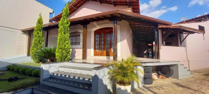 Casa à venda, 3 quartos, 1 suíte, 5 vagas, Mantiqueira - Belo Horizonte/MG