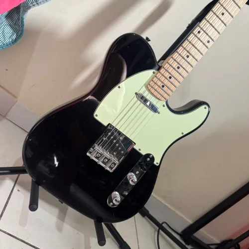 GUITARRA TELECASTER + CABO P10