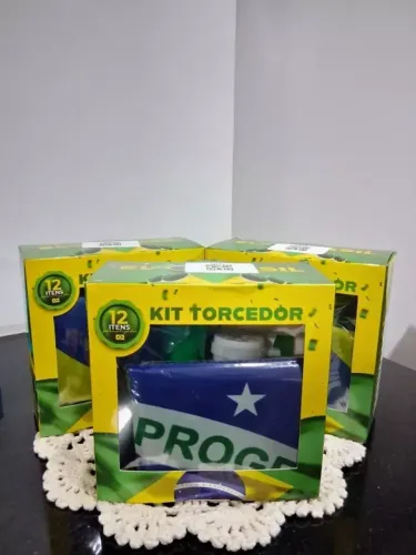 Kit Torcedor Brasil 12 Itens Copa 2026 Festa Futebol Adesivo Corneta Bandeira Oculos Brasi