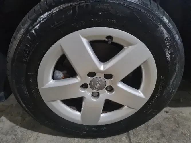 Jogo de rodas original Audi A3 aro 15 furação 5x100