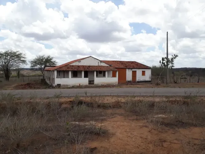 Imóvel para venda tem 780000 metros quadrados com 1 quarto em Centro - Tangará - RN