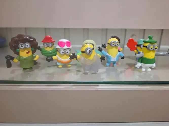 Kit de Brinquedos minions 