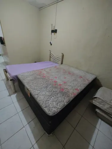 vendo 1 cama de casal e 1 cama de solteiro