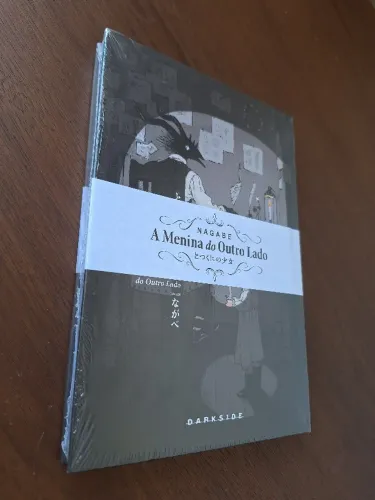 A menina do outro lado 04 - Mangá novo e lacrado