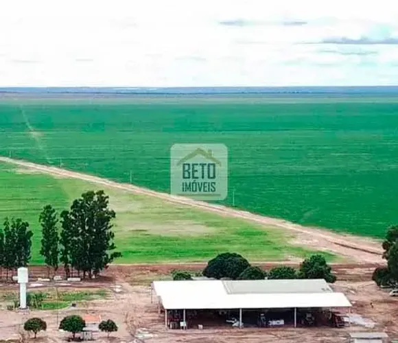 Fazenda/Sítio/Chácara para venda possui 130350000 metros quadrados em Zona Rural - Cocos -