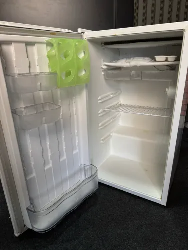Frigobar Consul 117 litros Branco