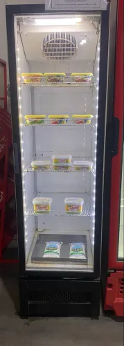 Geladeira expositora