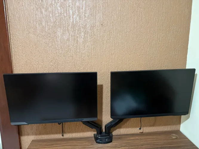 Odyssey G32 27?